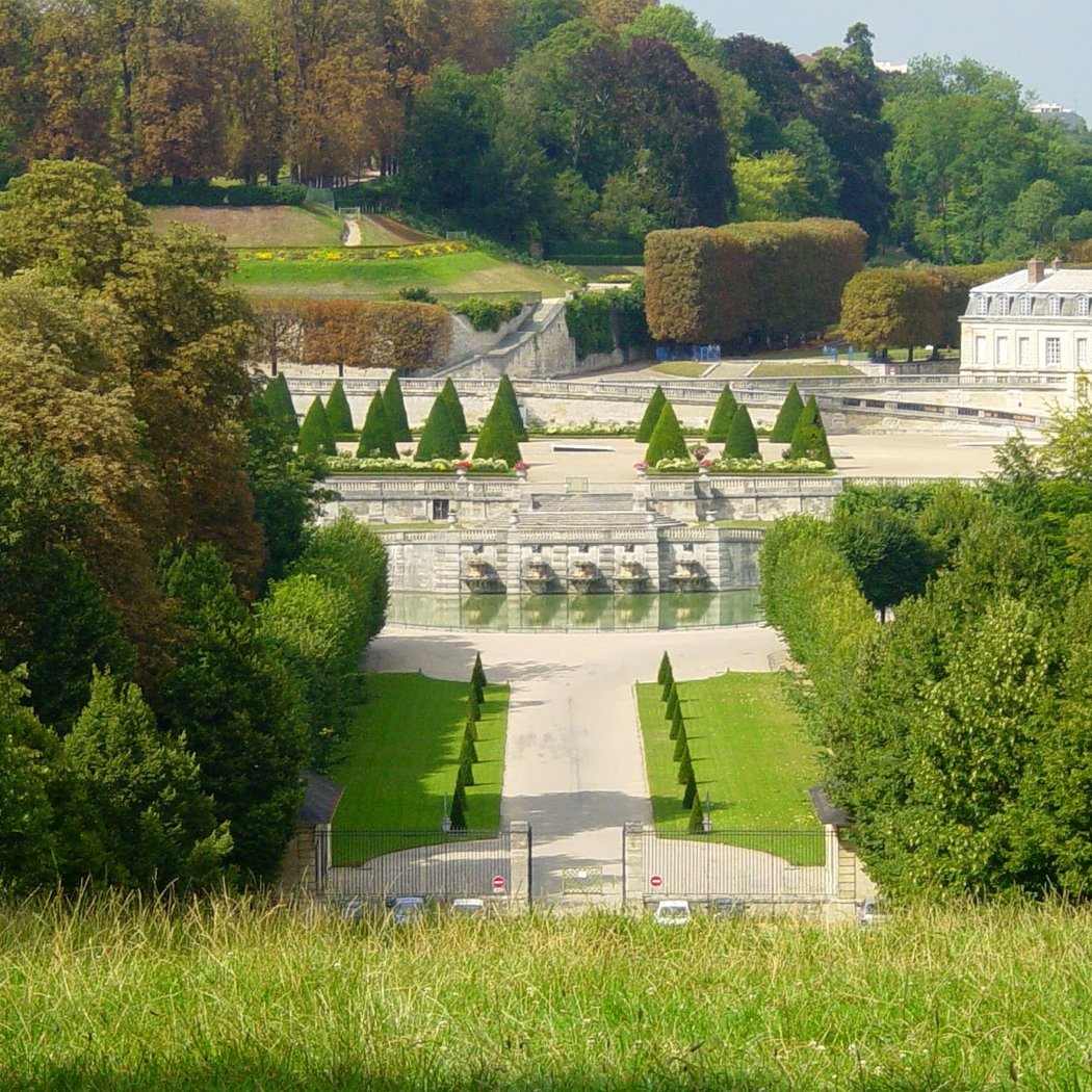 Saint-Cloud National Estate 1